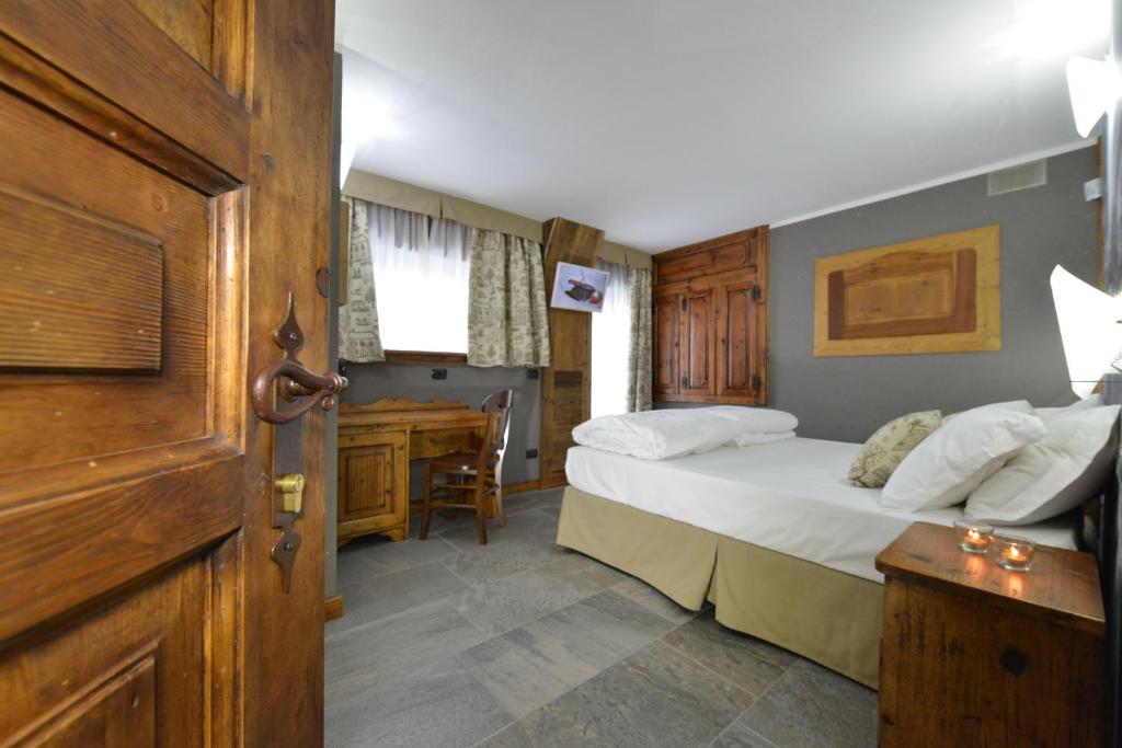 Mollino Rooms Breuil-Cervinia Cameră foto